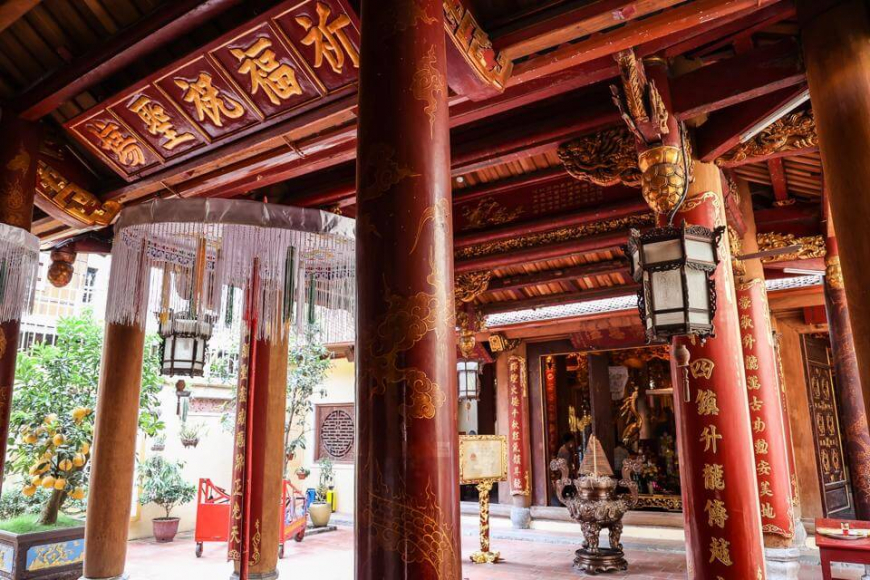 Hanoi Heritage - Bach Ma temple