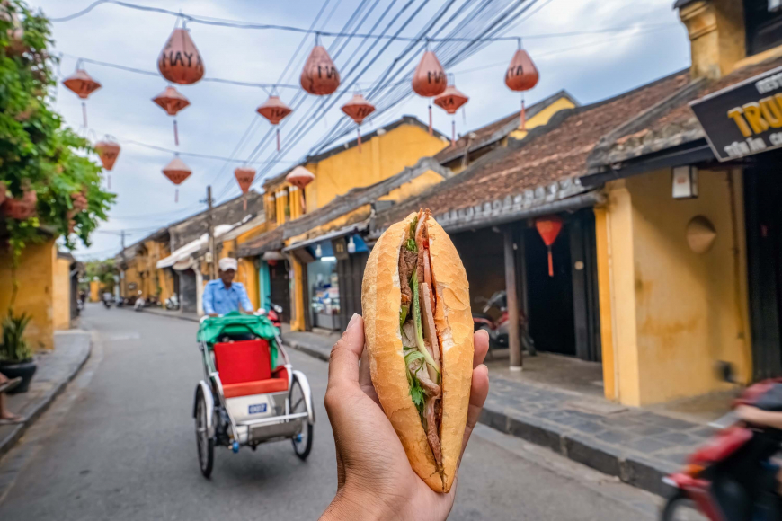 banh mi hoi an food