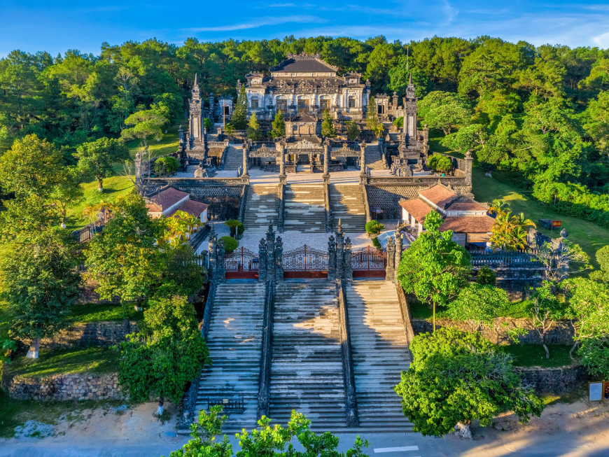 hue - khai dinh tomb