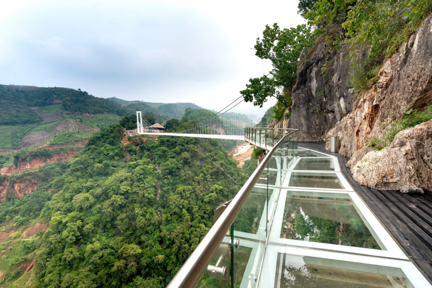 son la glass bridge