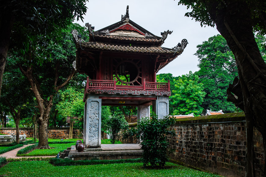 hanoi temple of literature